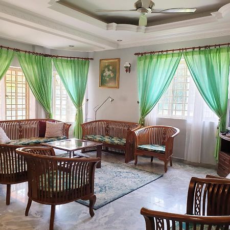 Lavender Impian Homestay 加影 外观 照片