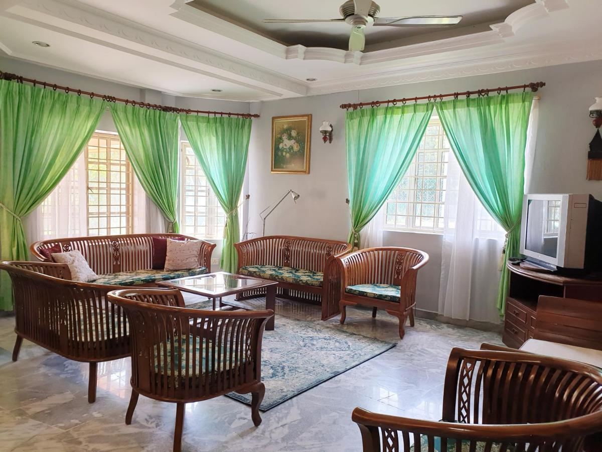 Lavender Impian Homestay 加影 外观 照片
